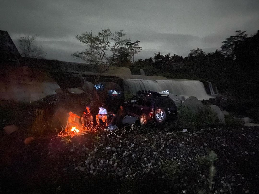 Rix Trip Grojogan Watu Nganten Sawangan