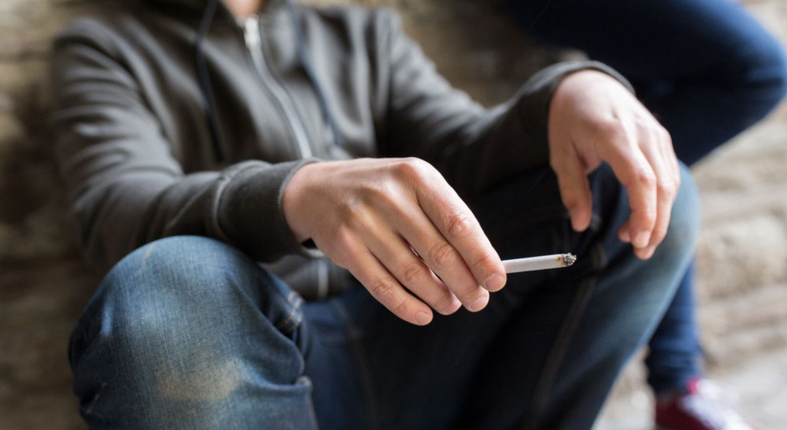 Ilustrasi : perokok rokok (foto : internet)