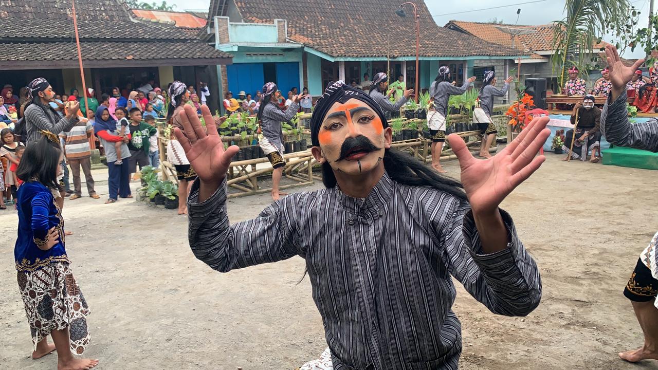 Tarian soreng sambut kedatangan tamu di Magelang (22/12/2020)