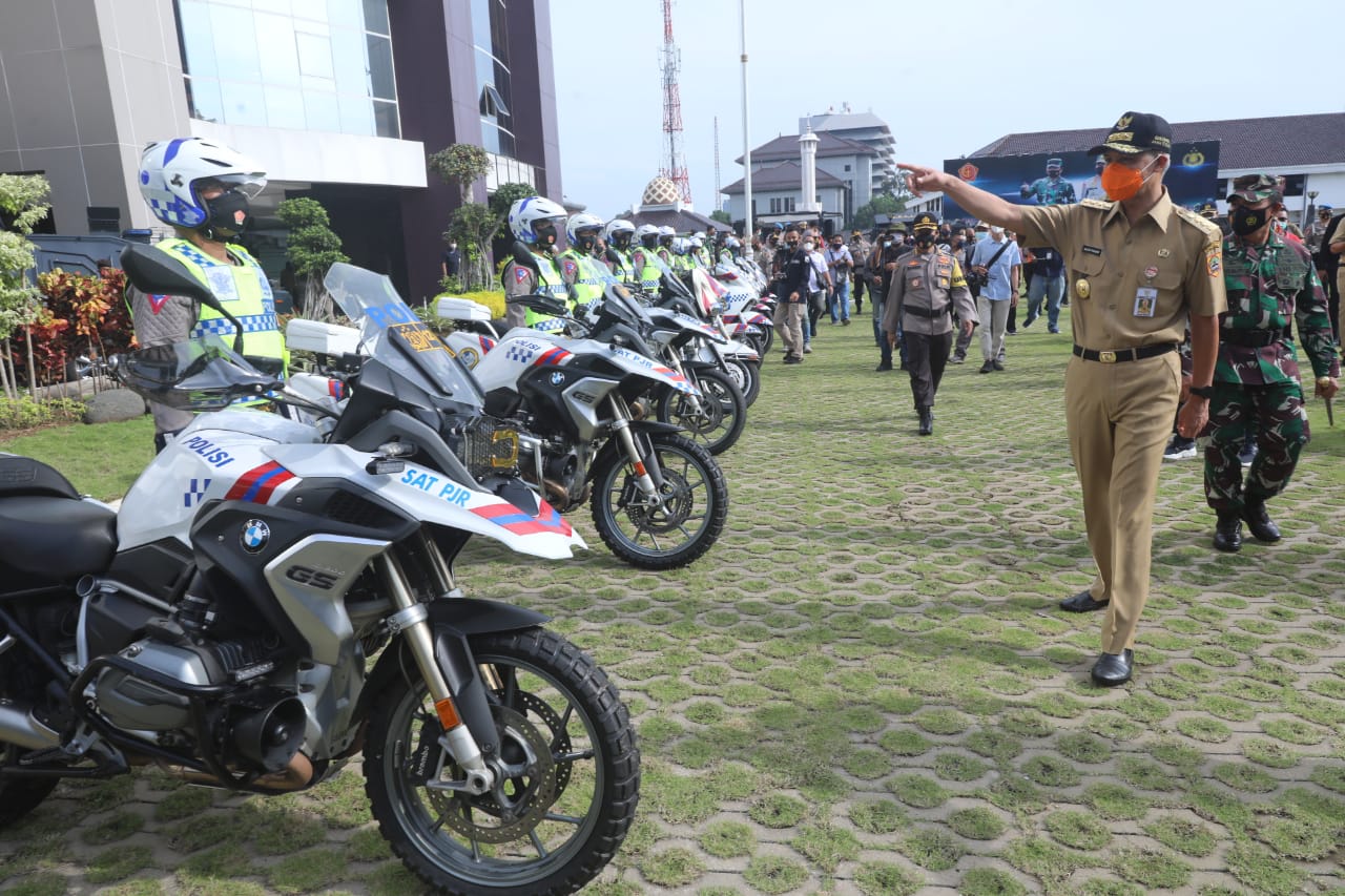 Libur Natal dan Akhir Tahun, Ganjar : Potensi Kerumunan dan Bencana Tak Kalah Bahaya