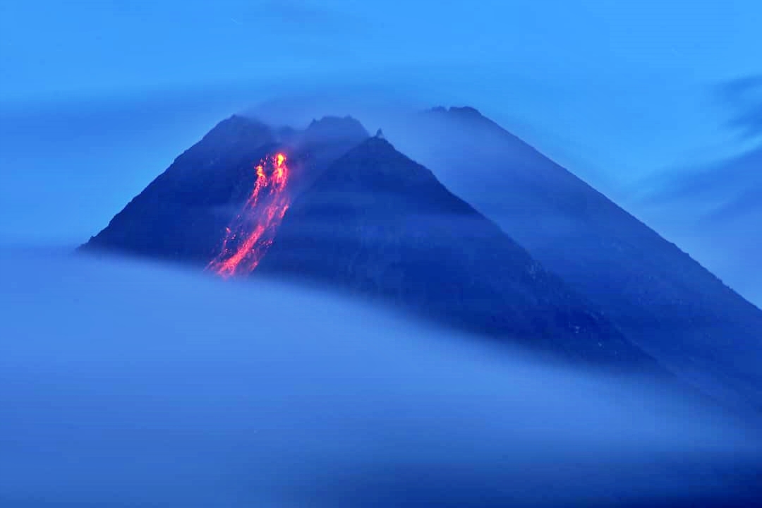 Guguran Lava Pijar 18 Januari 2021 Foto Dari Erlanggapius