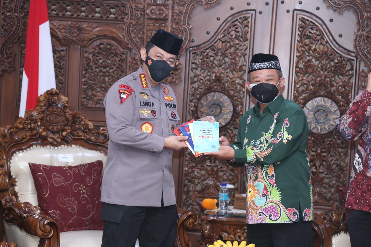 Kapolri saat berkunjung ke PP Muhammdiyah