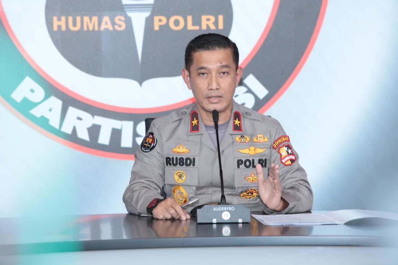Karo Penmas Divisi Humas Polri Brigjen Rusdi Hartono saat menyampaikan konsem pam swakarsa (26/1/2021)