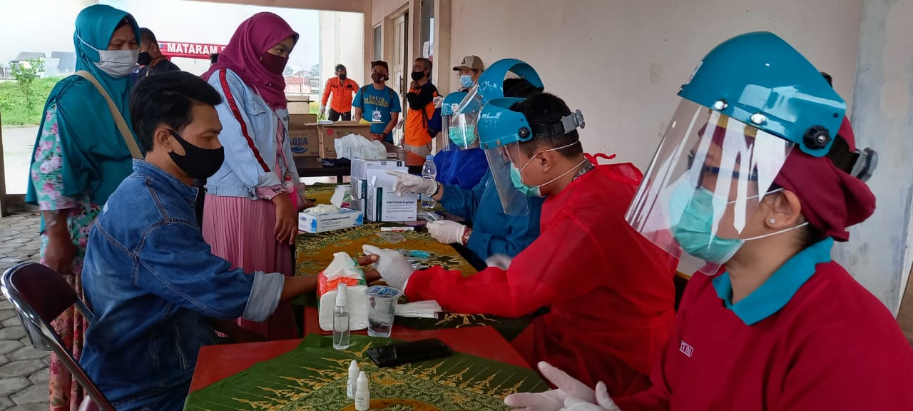 Setiba di Lokasi Pengungsian, Warga Babadan II Jalani Rapid Tes