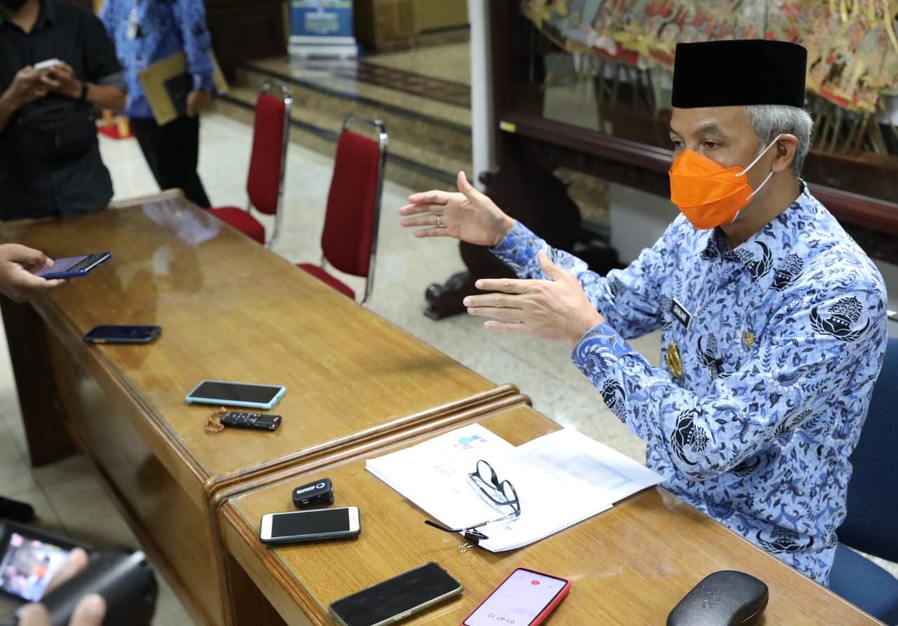 Bantu Penanganan Pasca Gempa di Sulbar, Ganjar Terjunkan 15 Tim Relawan