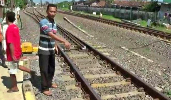 Lokasi anggota DPRD tersambar kereta api (27/1/2021)-(Foto: istimewa)