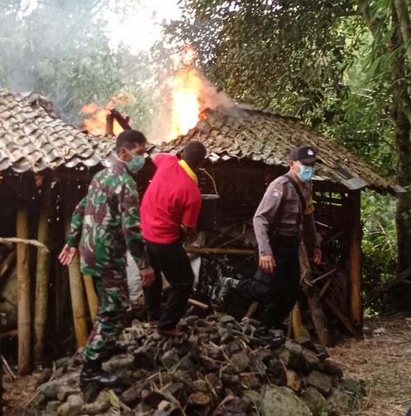 Kandang Hewan dan Gudang Kayu di Magelang Terbakar, Kerugian Hingga Jutaan Rupiah