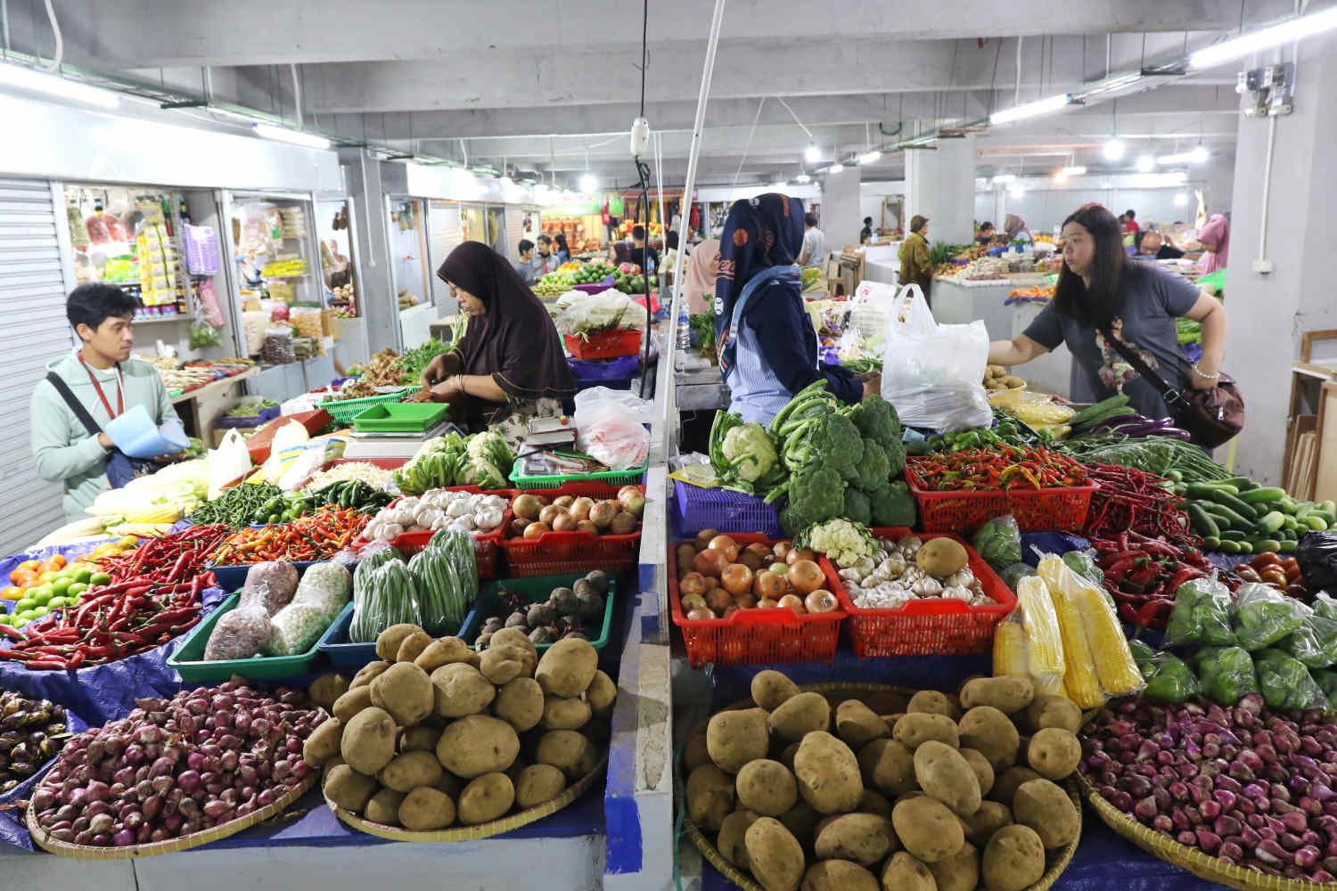 Pedagang Pasar Akan Segera Terima Vaksinasi, Ini Lokasi Pertama Yang Disasar Pemprov Jateng