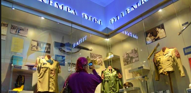 isi dalam museum SBY di komplek AKMIL Magelang