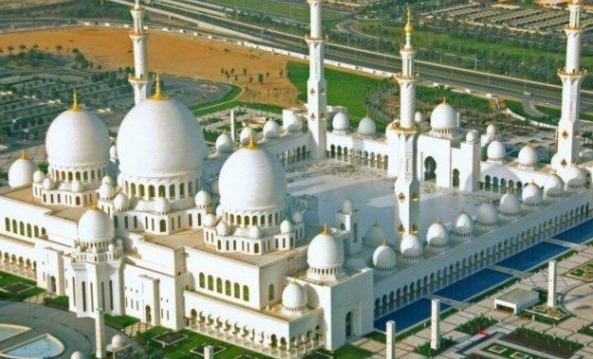 Masjid Hadiah Pangeran UEA Untuk Jokowi Mulai Dibangun
