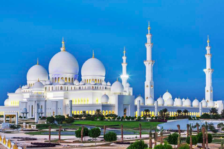Rp5,7 TRILIUN: Masjid representasi miniatur Syeikh Zayed Grand Mosque di Abu Dhabi, Uni Emirat Arab. (gambar: internet)