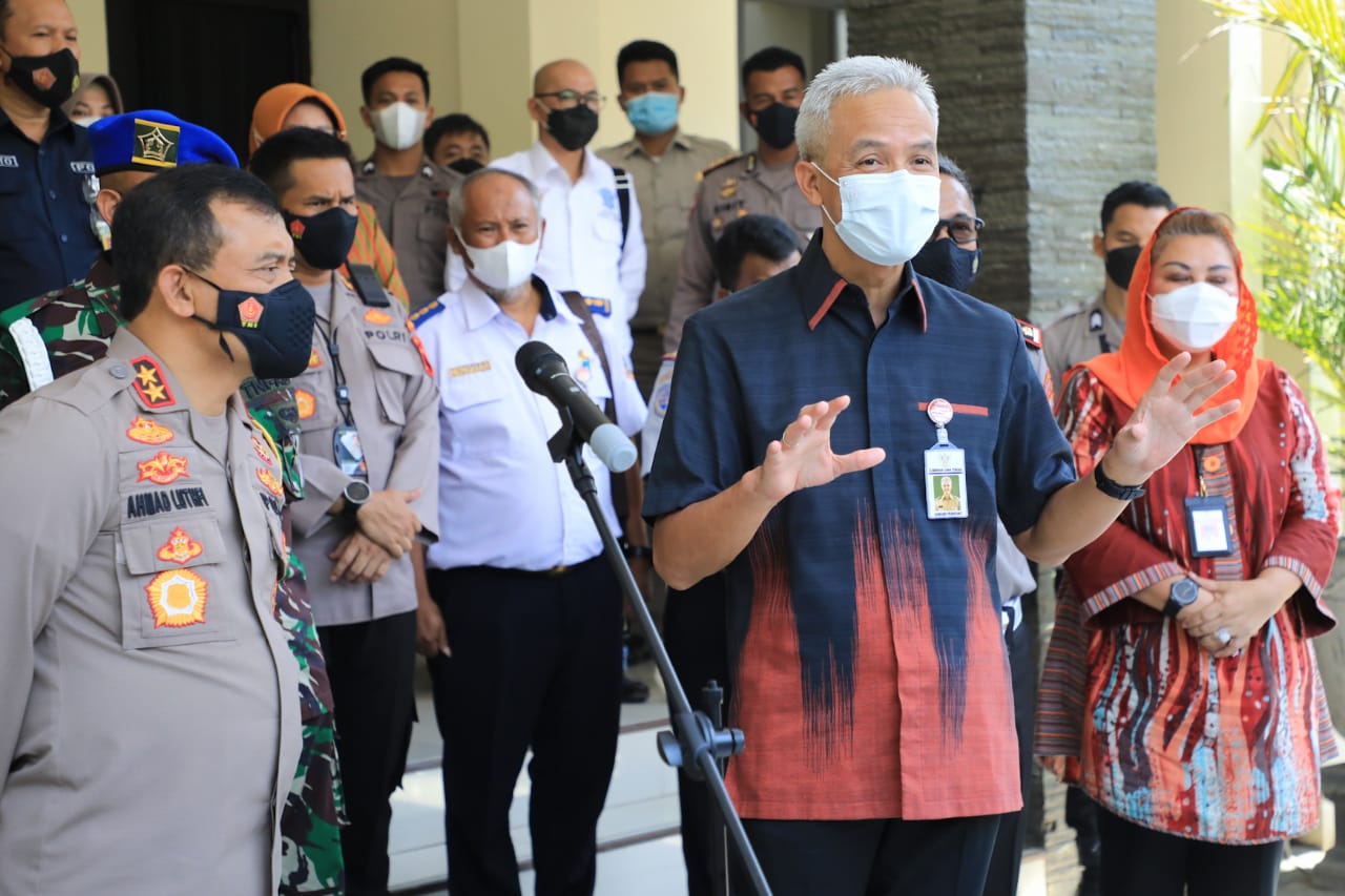 Tilang Elektronik di Jateng, Ganjar: Langkah Awal Untuk Menuju Sistem Digitalisasi