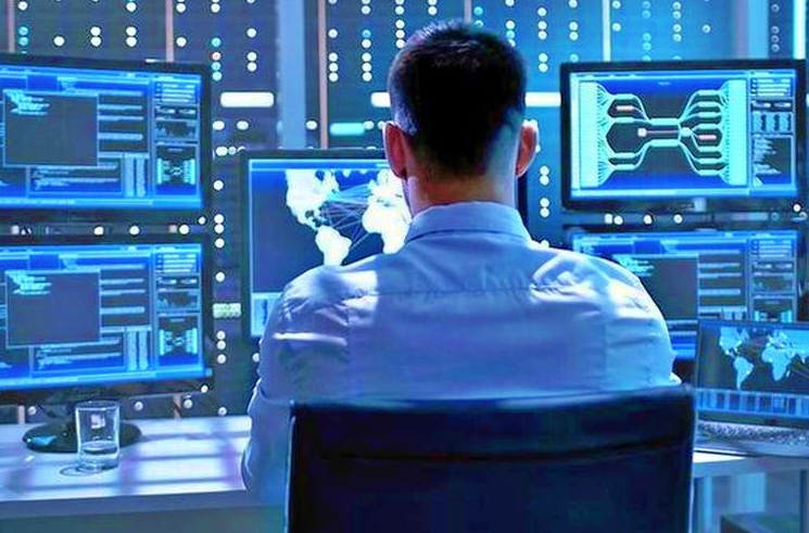 ilustrasi tim virtual police pantau status dan komentar di media sosial