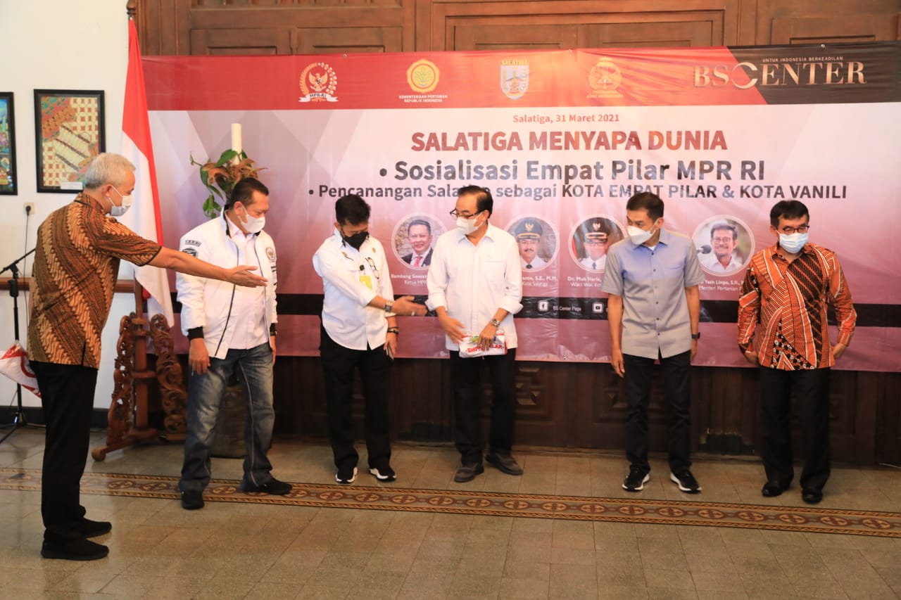 Ganjar saat meresmikan Salatiga Jadi Kota Vanili (31/3/2021)-(Foto: ihr)