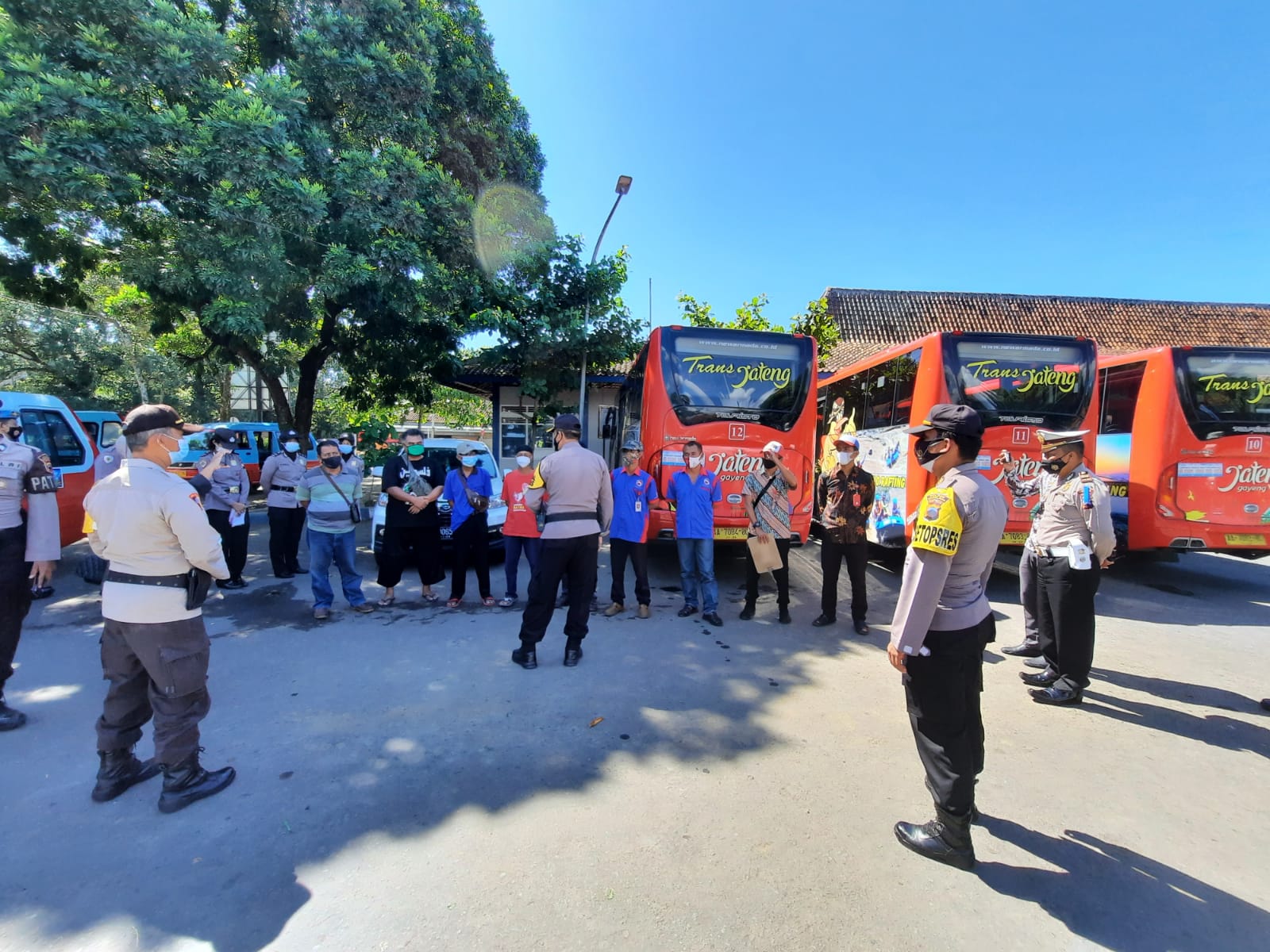 Operasi Keselamatan di Terminal Borobudur oleh jajaran Polres Magelang (24/4/2021)