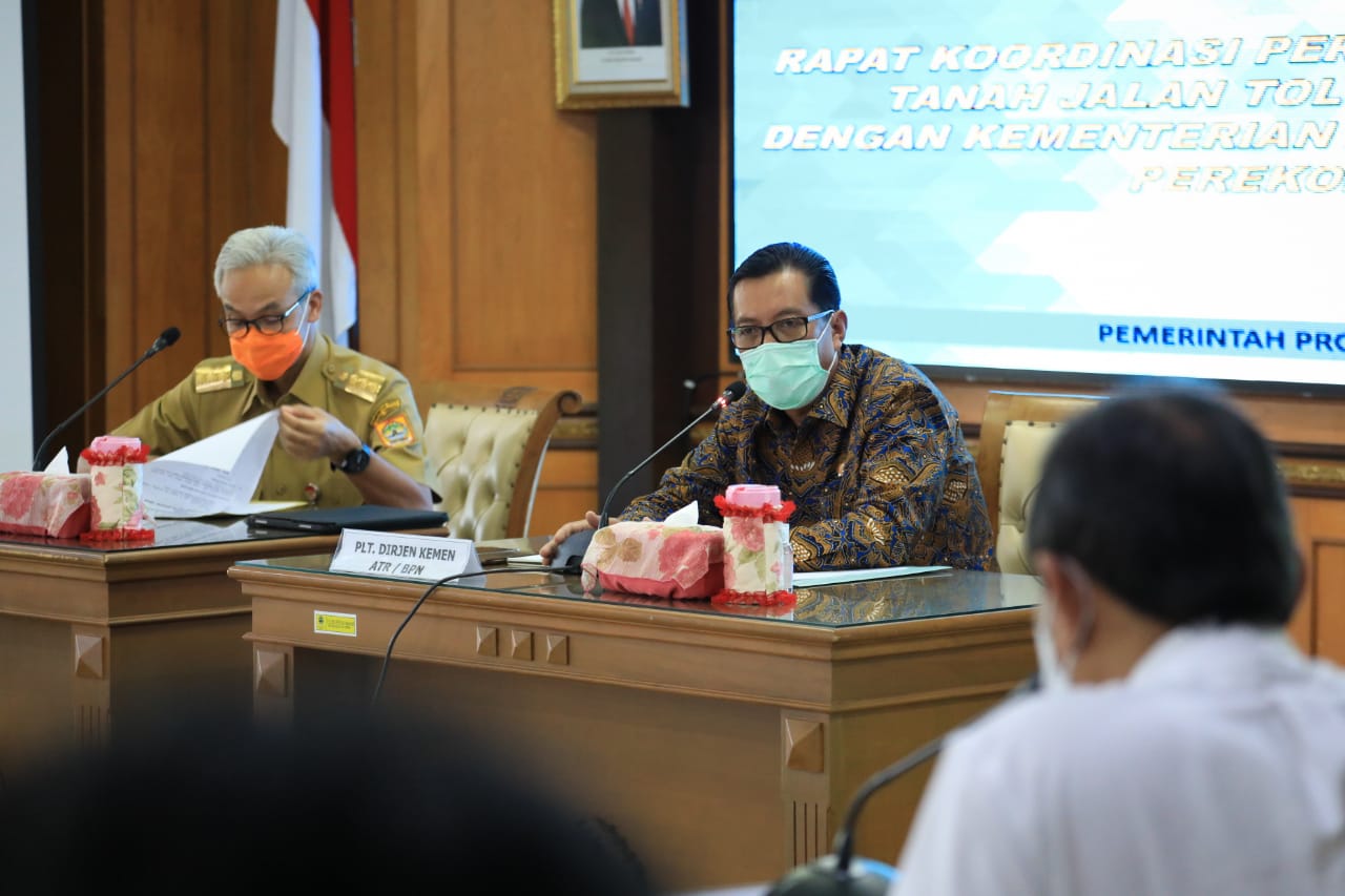 Rapat soal jalan tol semarang demak dan terkait tanah musnah di lahan proyek (20/4/2021)-(Foto: ihr)