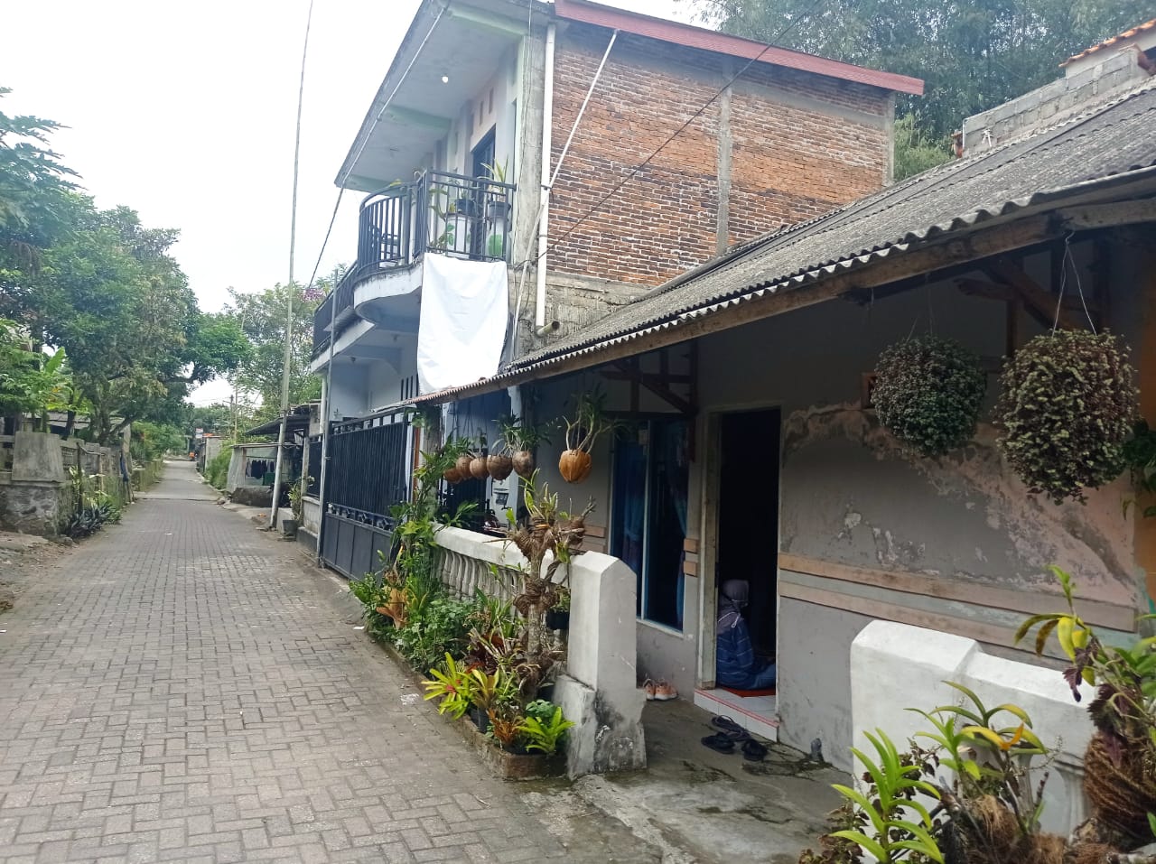 Rumah Orang Tua Kampten Laut Yohanes Heri di Magelang