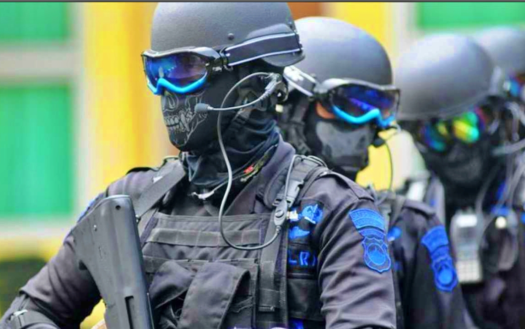 Densus 88 Tangkap dan Geledah Rumah Terduga Teroris di Bantul