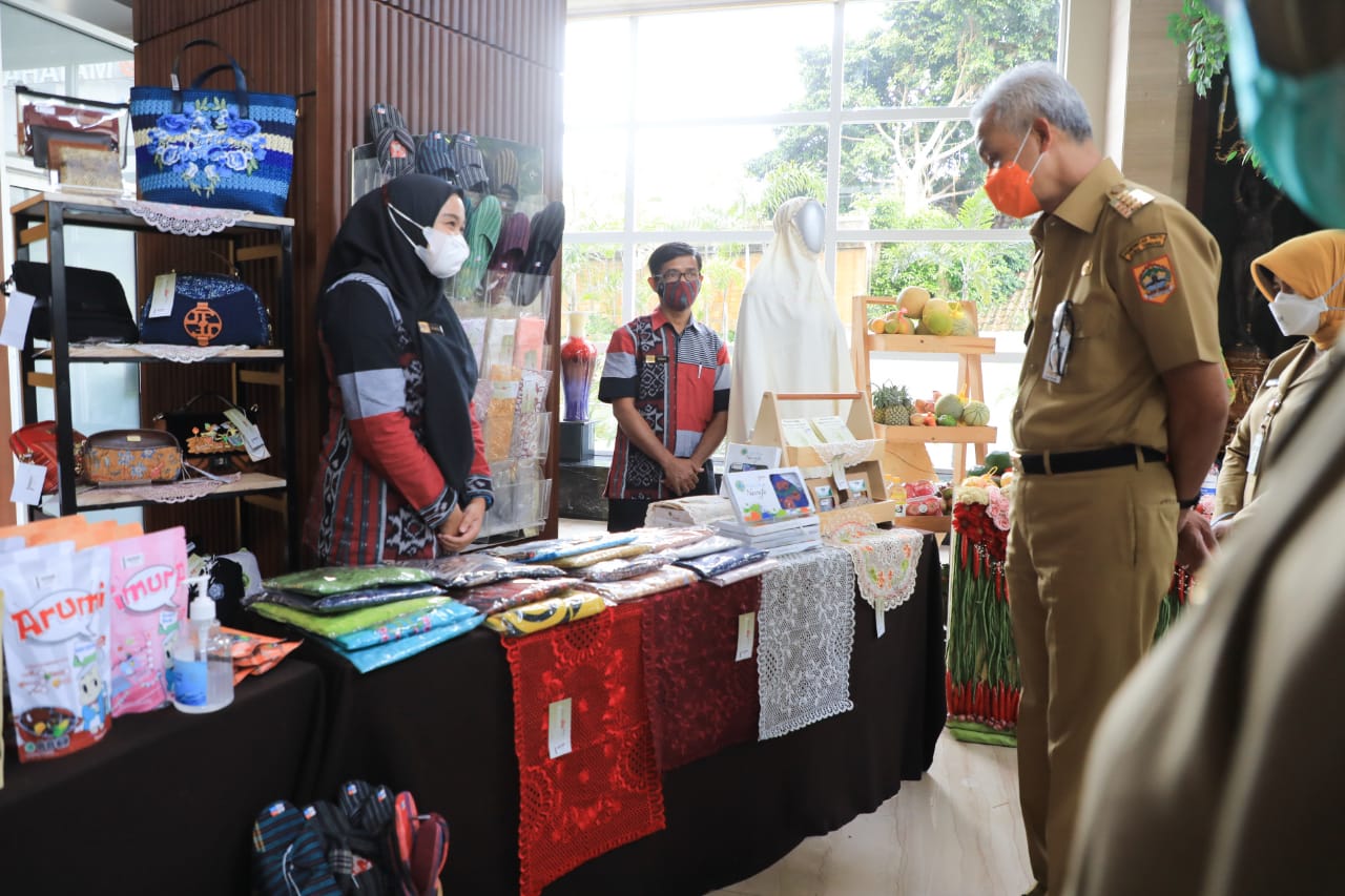 UMKM Network and Business Fair dihadiri oleh Gubernur Jateng Ganjar Pranowo.