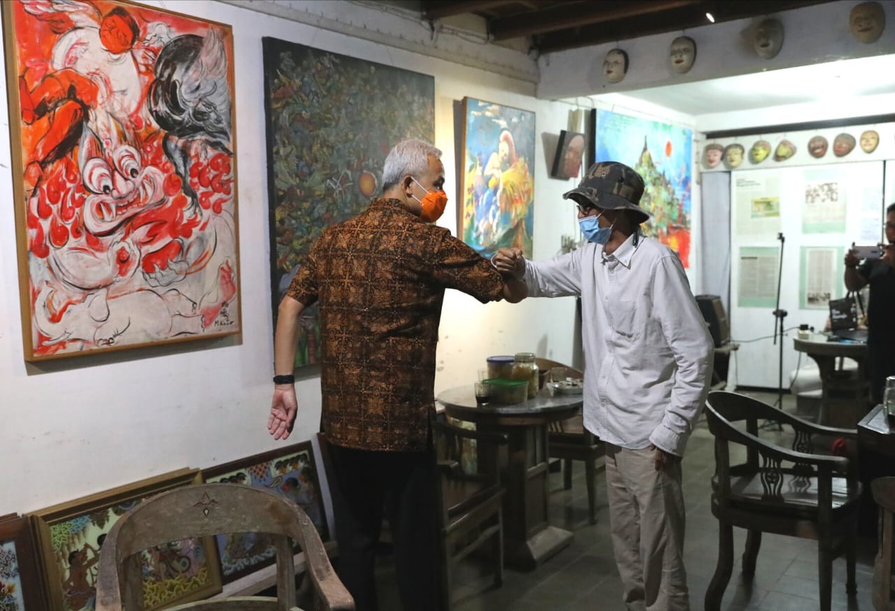 Ganjar Pranowo Bertemu Seniman Gaek di Magelang, Ini yang Dibahas