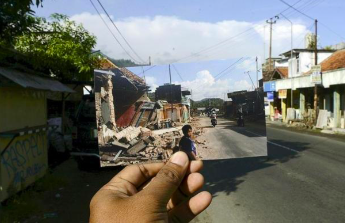 GEMPA 2006: Sedikitnya 390.077 bangunan runtuh akibat gempa 5,9 SR. (foto: ist)