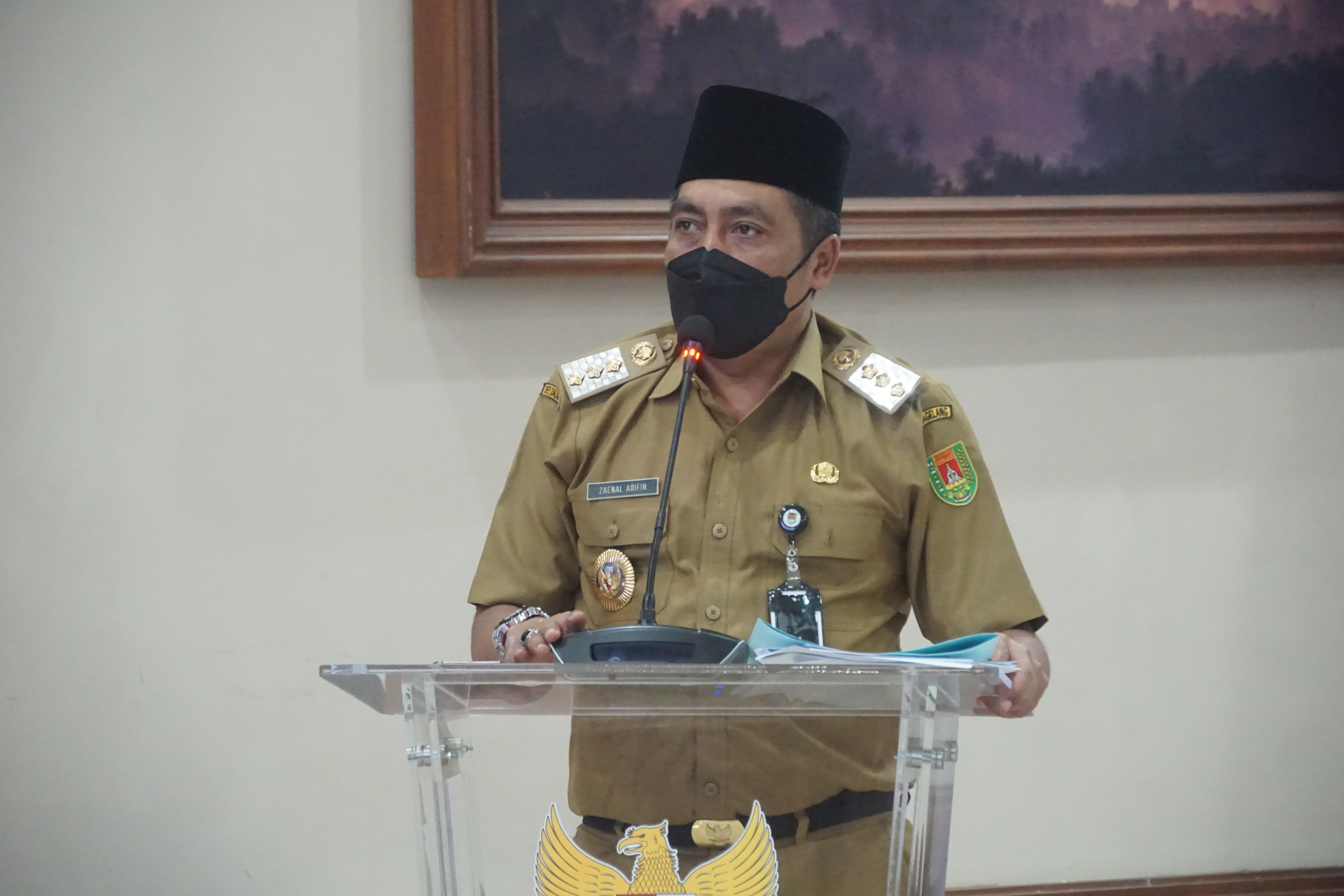 Bupati Magelang Zaenal Arifin