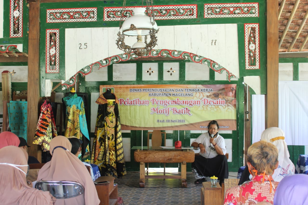 Pelatihan Variasi Batik Magelang