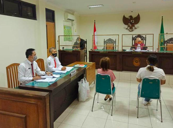 Sidang prostitusi berkedok spa di PN Sleman. (foto: ist)