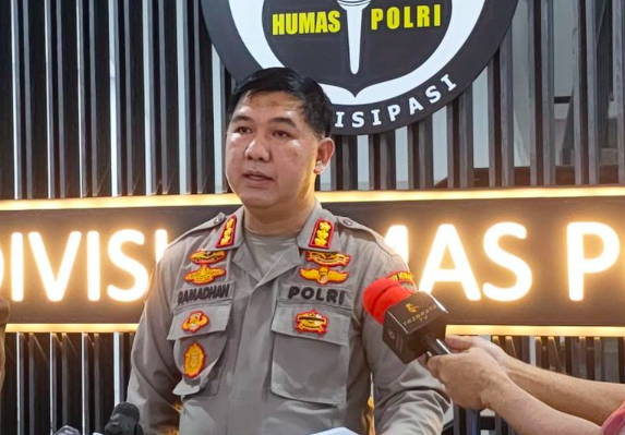 Kabagpenum Divhumas Polri Kombes Ahmad Ramadhan di Mabes Polri. (foto: ist)