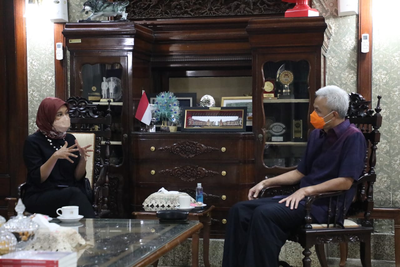 Bertemu Ganjar Pranowo, Najelaa Shihab Bahas Pendidikan di Jateng