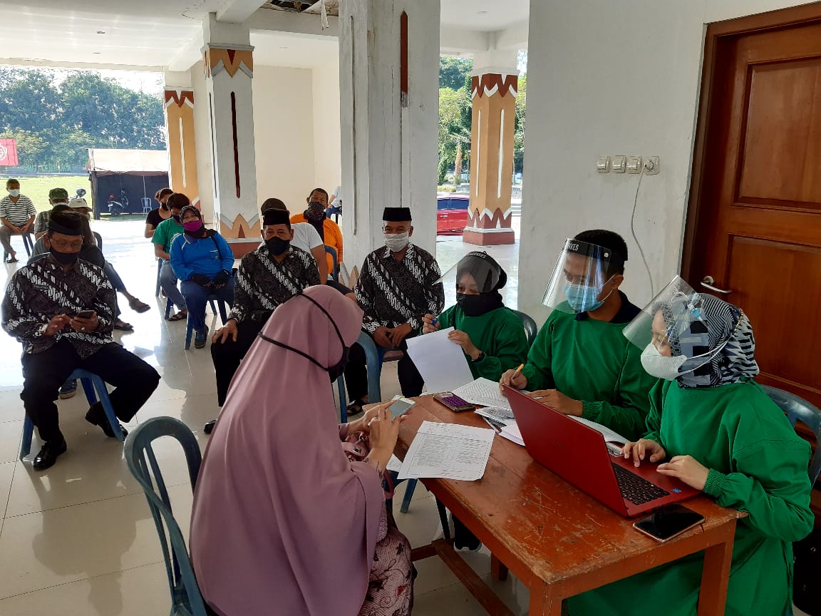 Vaksinasi Massal Yang Digelar Polres Magelang, Hari Kedua Menyasar Khusus Lansia