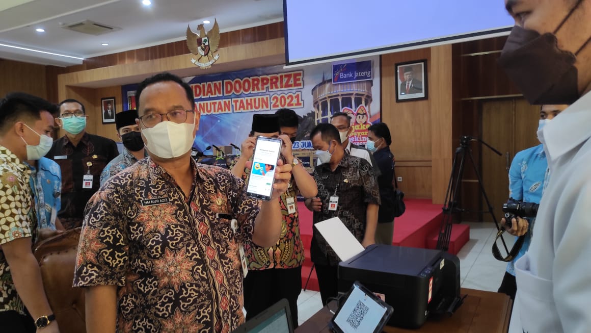 Disiplin Bayar PBB-P2 Tepat Waktu, Sejumlah Warga Kota Magelang Dapat Doorprize