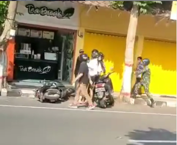 Viral Video 2 Perempuan Ribut, Diduga Rebutan Lelaki