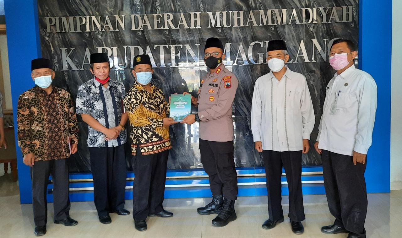 AKBP Mochamad Sajarod Zakun selaku Kapolres Magelang saat bertemu Ketua dan pengurus PD Muhammadiyah Kabupaten Magelang