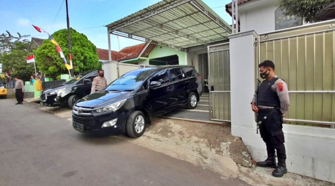 KPK geledah rumah orang kepercayaan Bupati Banjarnegara