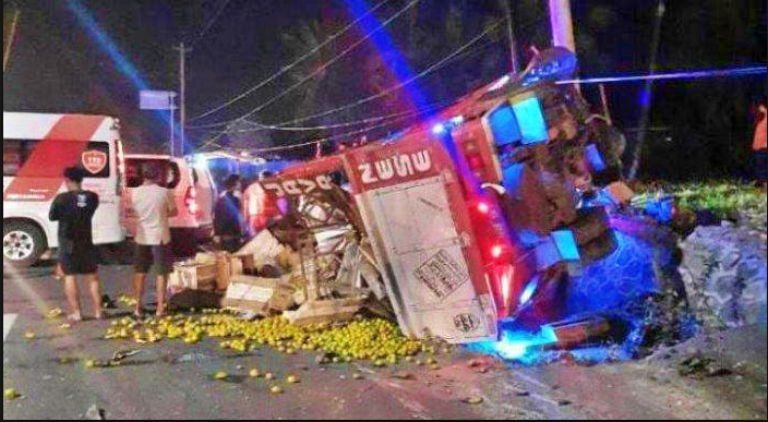 Kecelakaan truk dan dua sepeda motor di wates kulonprogo