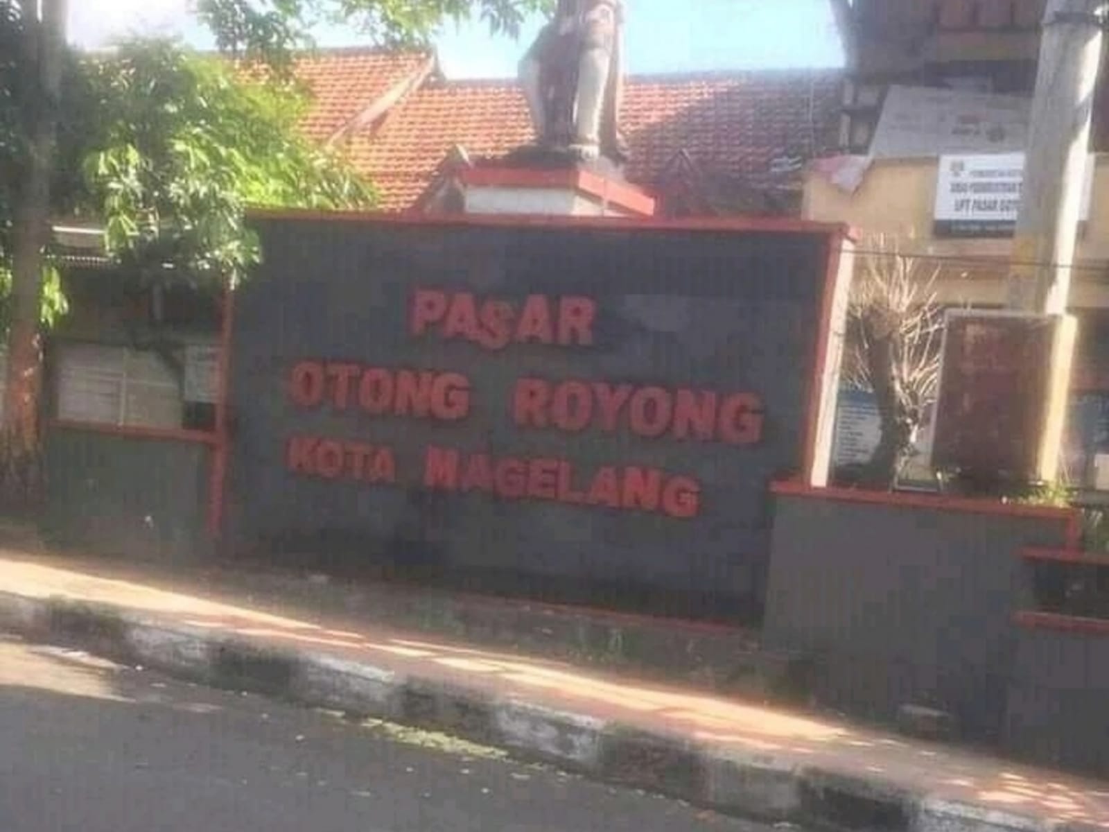 HEBOH: Pasar Gotong Royong Magelang. (foto: intagram/jelajah_magelang)