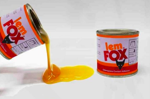 LENGKET: Lem perekat serba guna. (foto: ilustrasi/ist)