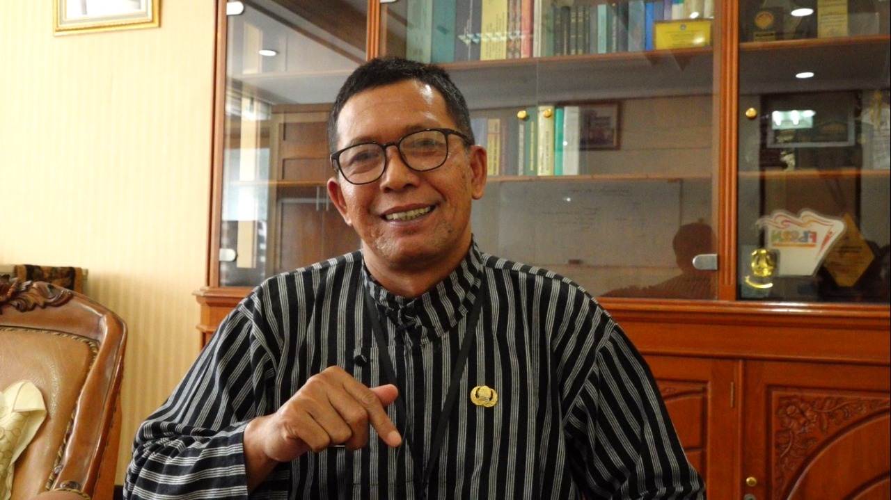 Sekretaris Dinas Pendidikan dan Kebudayaan Provinsi Jawa Tengah Suyanta saat bicara sekolah masuk