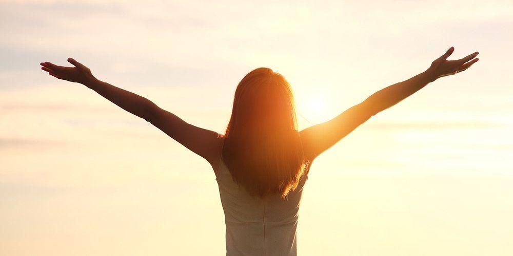 Mau Berjemur di Pagi Hari? Berikut Beberapa Hal yang Perlu Diperhatikan