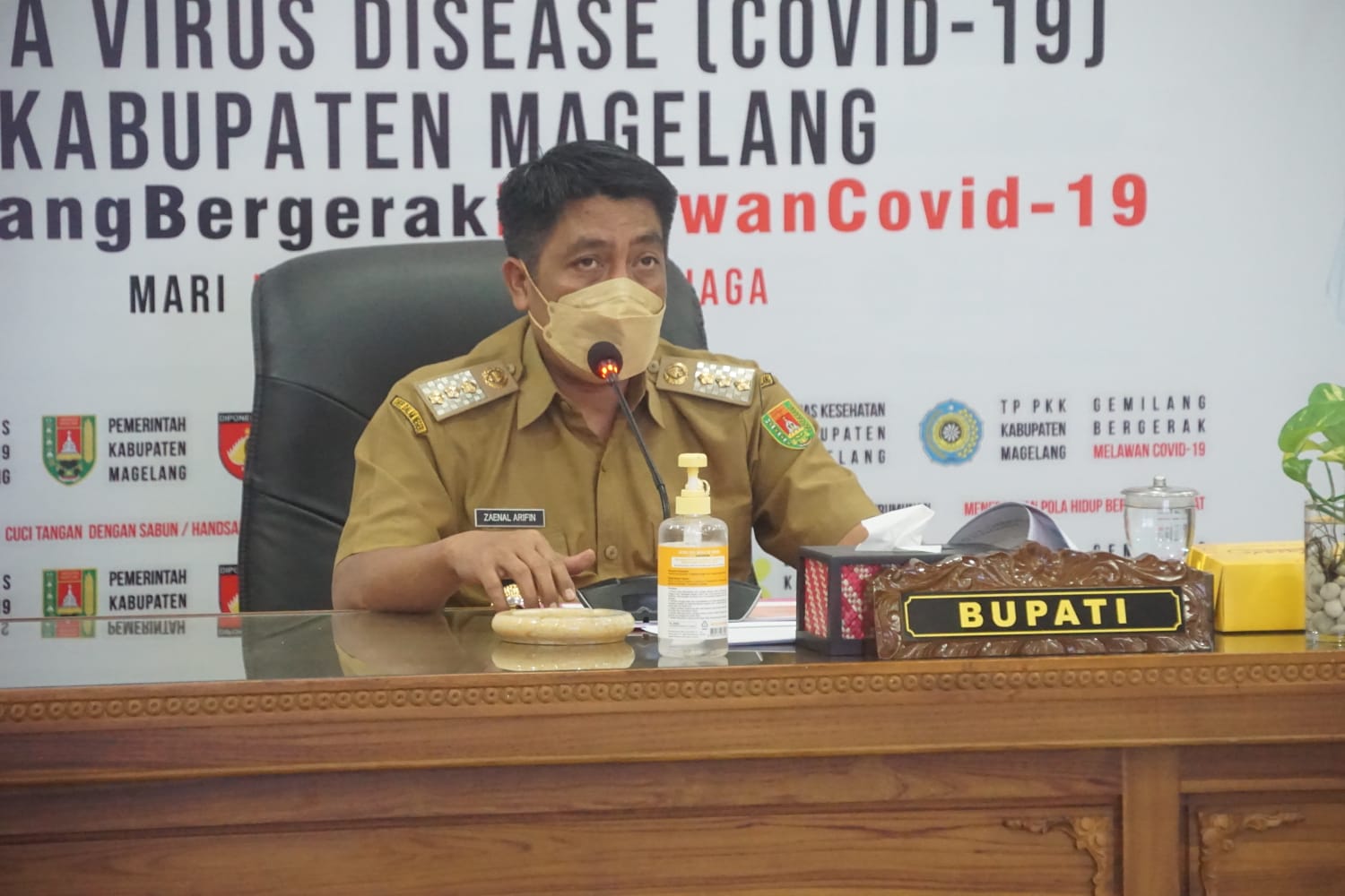 Bupati Magelang Zaenal Arifin saat memimpin Rapat Percepatan Vaksinasi Covid-19 Kabupaten Magelang. (Foto: ist)