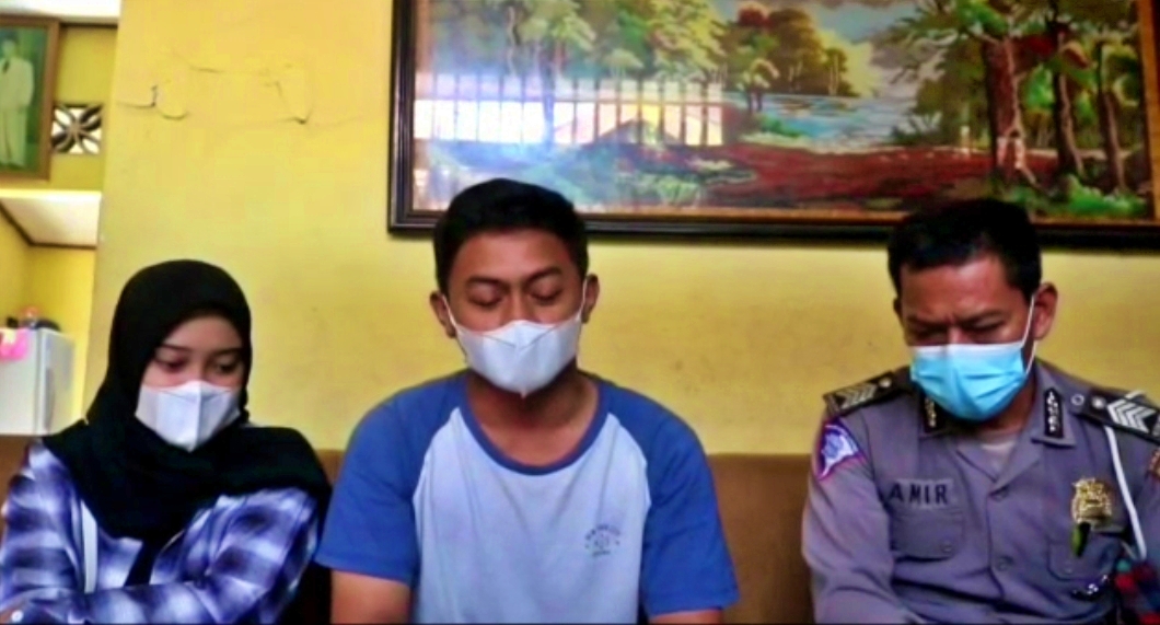 Pengendara motor klarifikasi video yang saat melanggar peraturan jatuh dari kendaraan