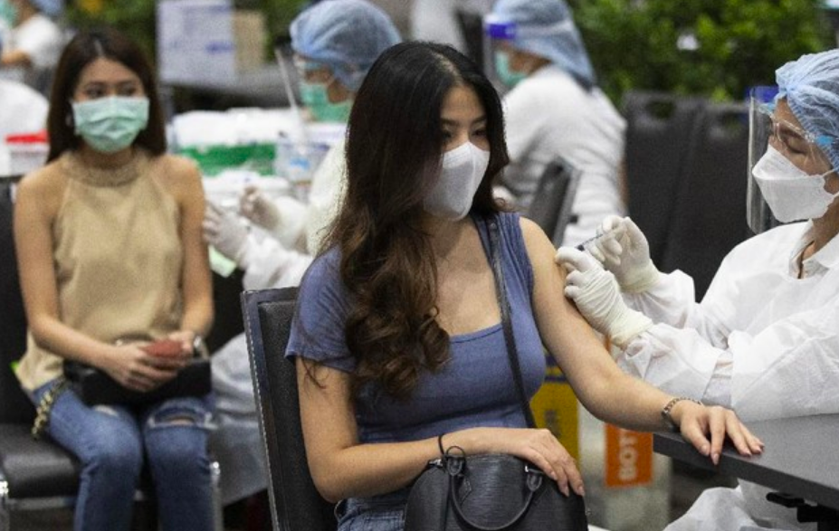 HERD IMMUNITY: Polres Magelang menyediakan kuota 400 dosis Vaksin Moderna dalam vaksinasi massal yang digelar Sabtu, (4/9). (foto: ist)