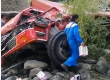 Truk Tronton Terjun ke Sungai di Brebes, Sopir Asal Magelang Meninggal Dunia