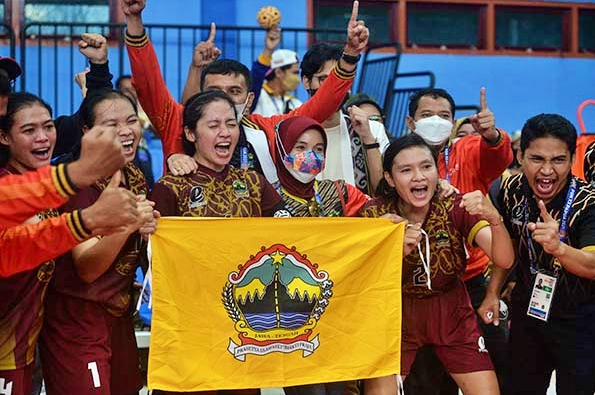 Tim Sepak Takraw Putri Jawa Tengah raid medali emas di PON XX Papua 2021