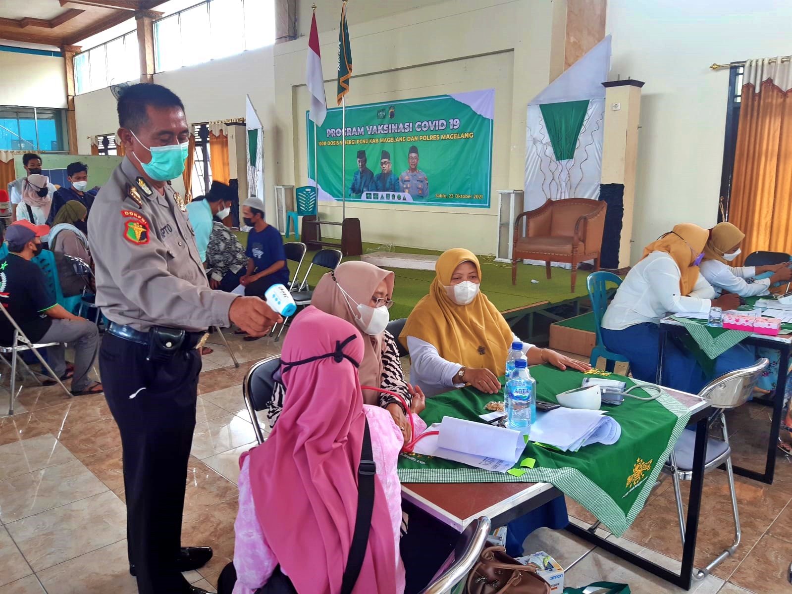 Vaksinasi massal Polres Magelang di Kantor PCNU Kabupaten Magelang