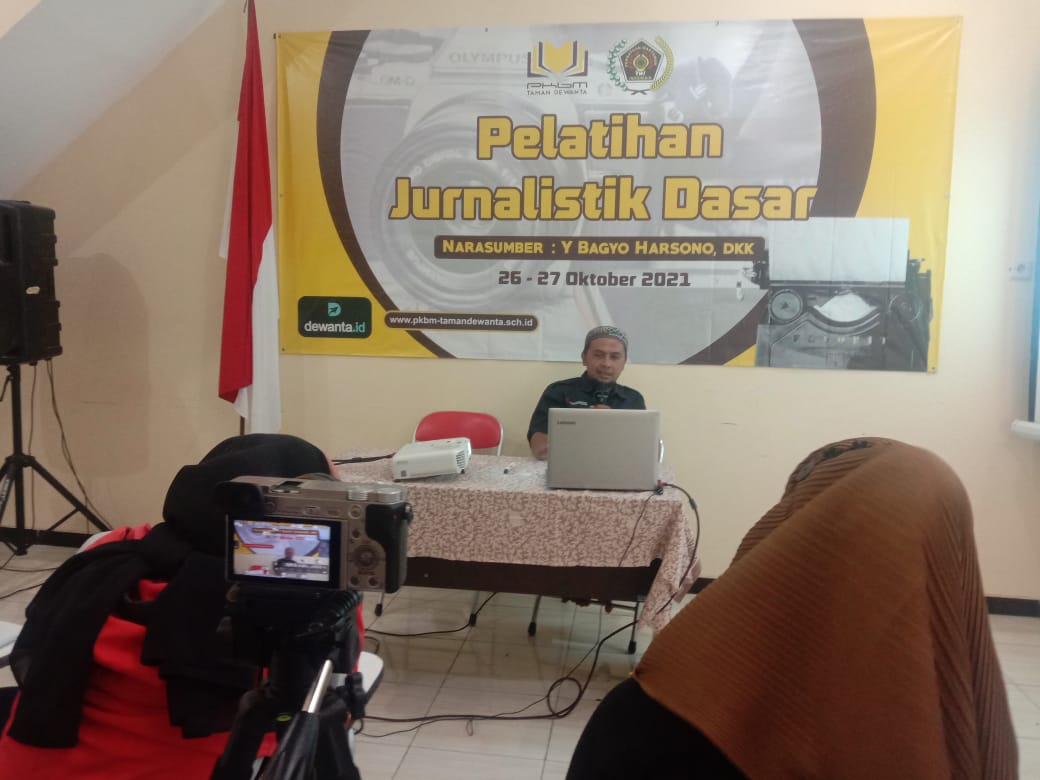 Tingkatkan Literasi Media, PKBM Taman Dewanta Gelar Pelatihan Jurnalistik