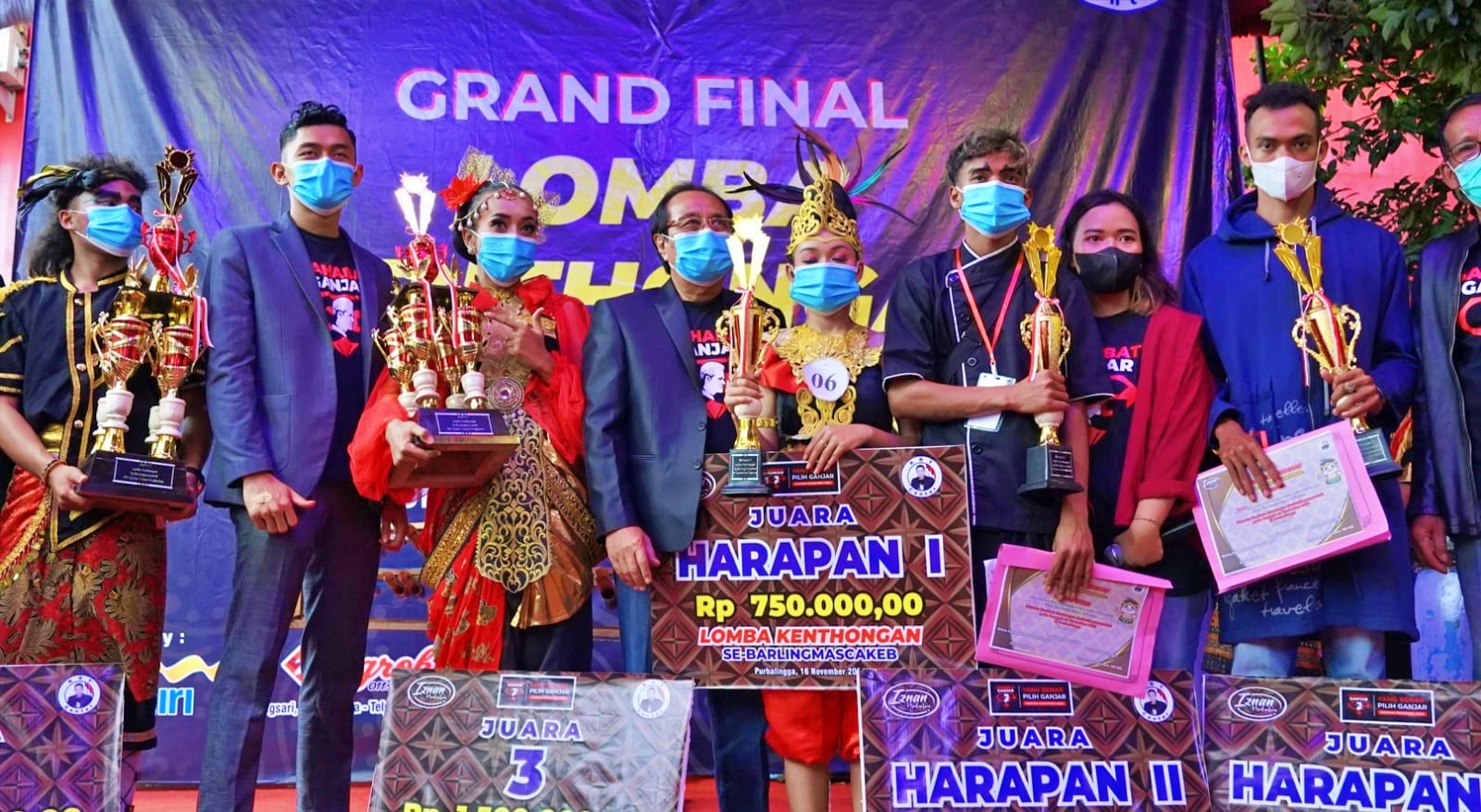 Juara Lomba Kenthongan yang digelar oleh DPP Sahabat Ganjar Jateng