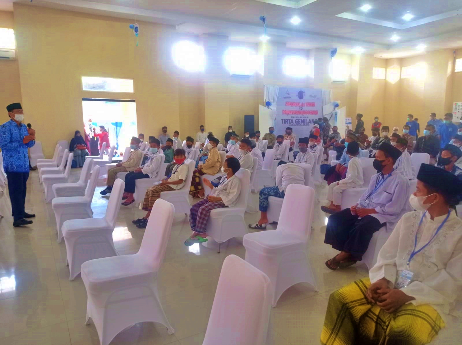 Khitaman Massal sebagi salah satu bakti sosial peringatan 41 tahun Perumda Air Minum Tirta Gemilang Kabupaten Magelang