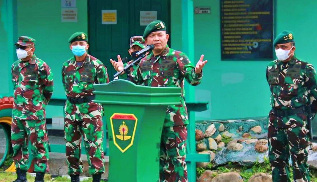 Letjen Dudung Abdurrachman dilantik menjadi Kepala Staf Angkatan Darat (KSAD)